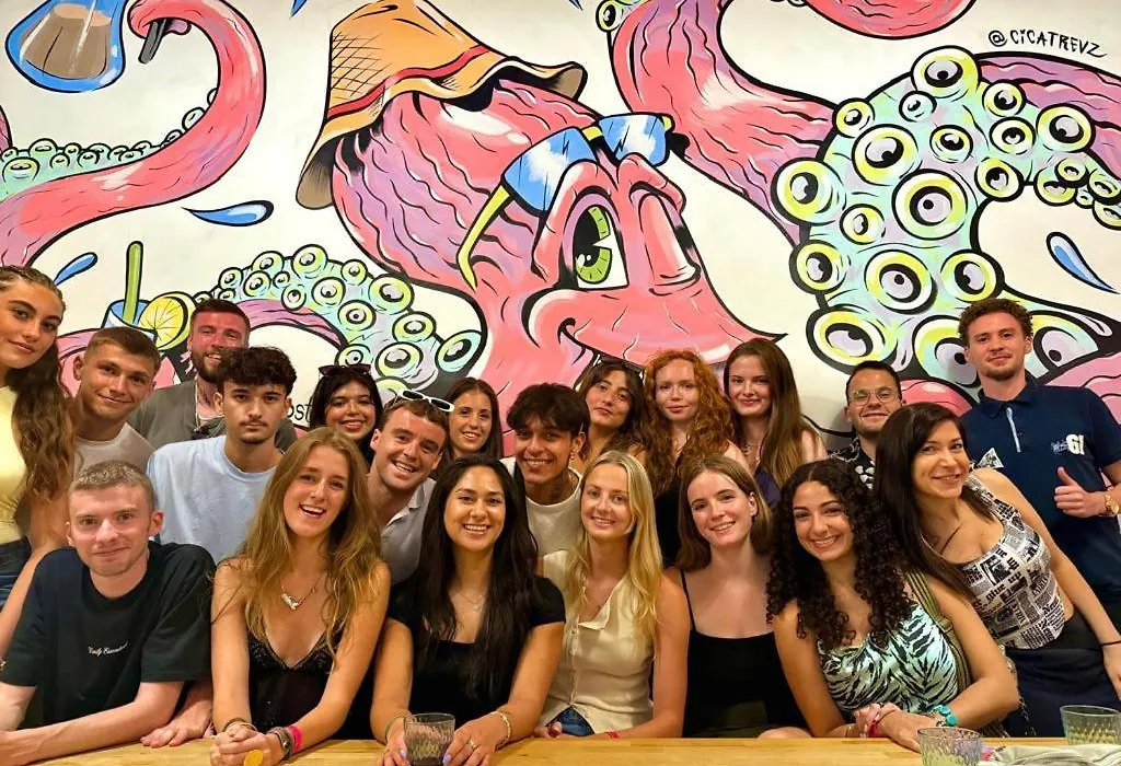 Mediterranean Hostel Barcelona-1
